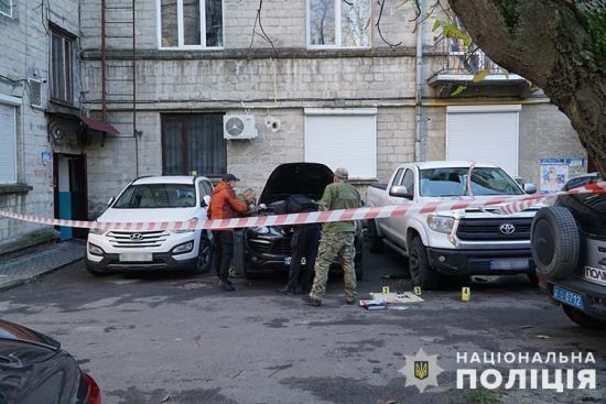 У Тернополі підірвали автівку бізнесмена: фото, відео