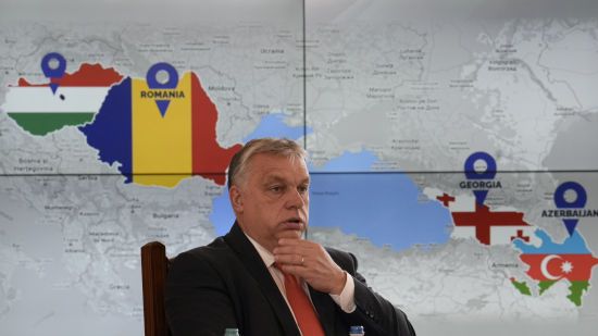 Партія Орбана подала до парламенту резолюцію проти переговорів про вступ України до ЄС – ЗМІ