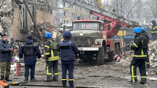 Ракетний удар по Новогродівці: рятувальники розібрали завали будинку – родину з дитиною не знайшли