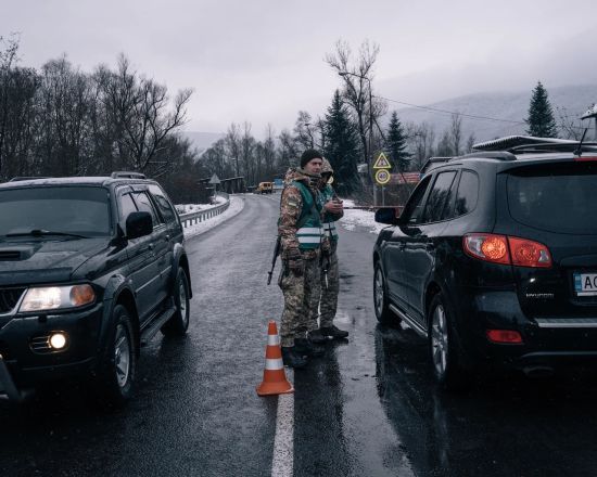 “Це війна для бідних”: NYT про жорсткі методи мобілізації в Україні