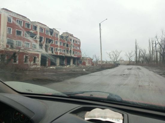 Авіаудар РФ по окупованому Рубіжному: ворог влучив по багатоповерхівках і не зміг це приховати