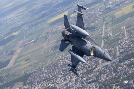 Скільки F-16 і коли отримає Україна: головред Defense Express розповів