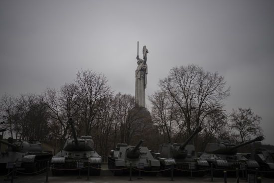 Повітряні сили попередили про нові ракети в напрямку Києва