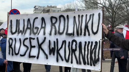 “Увага, фермере, руський у курнику”: як у Варшаві відбувся протест аграріїв і чому там спалахнули конфлікти