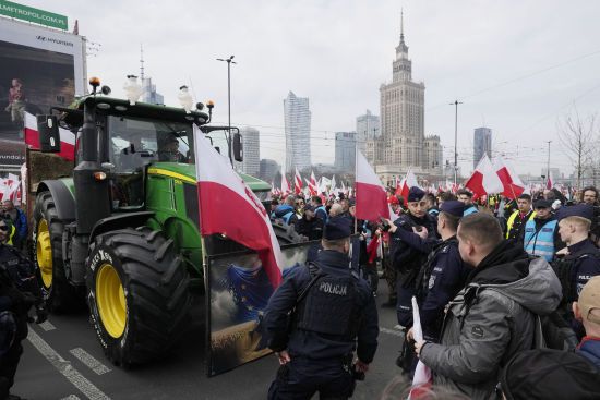 Розблокувати кордон з Польщею цілком реально: віцепрезидент ЄК натякнув, хто гальмує процеси