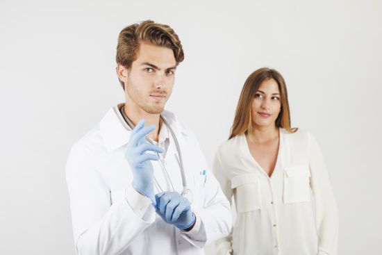 Чоловіки чи жінки: науковці з’ясували, хто кращі лікарі
