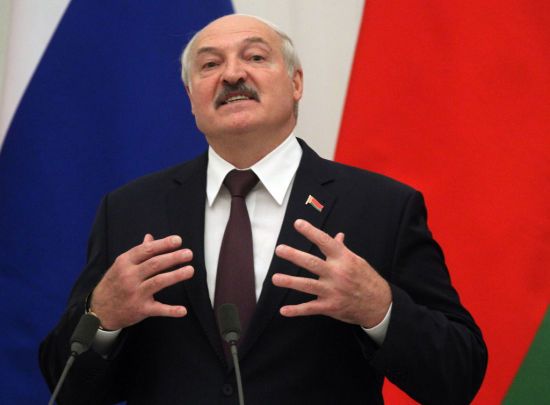 Лукашенко заговорив про “загрозу” для Білорусі від НАТО: експерт пояснив, до чого тут Путін