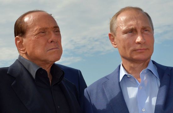 Путін вирізав серце косулі і дав його Берслусконі: друг експрем’єра Італії поділився спогадами