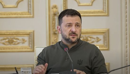 “Ми повинні посилюватись та берегти людей”: Зеленський пояснив звільнення Олещука