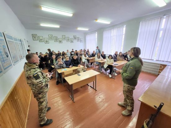 На Львівщині працівники ТЦК почали відвідувати школи: яка мета